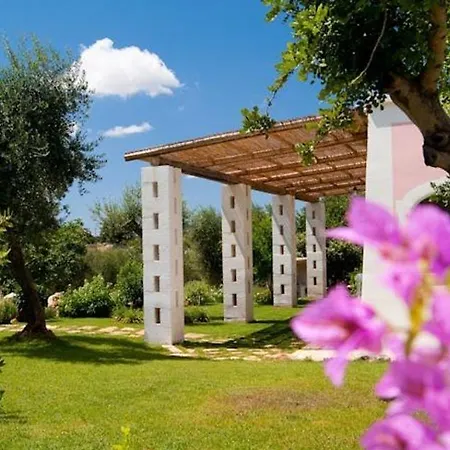 Masseria Trullo Sovrano Exclusive * Cisternino