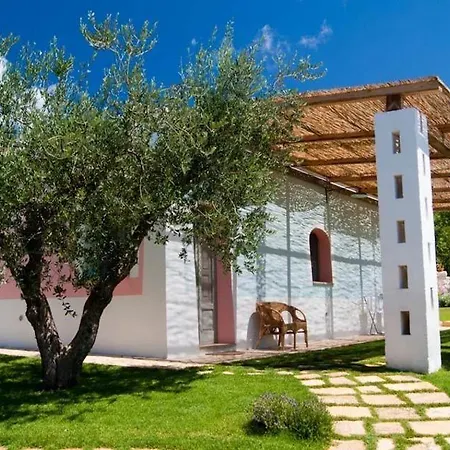 Masseria Trullo Sovrano Exclusive 4* Cisternino