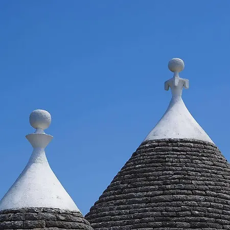 Masseria Trullo Sovrano Exclusive Bed and breakfast